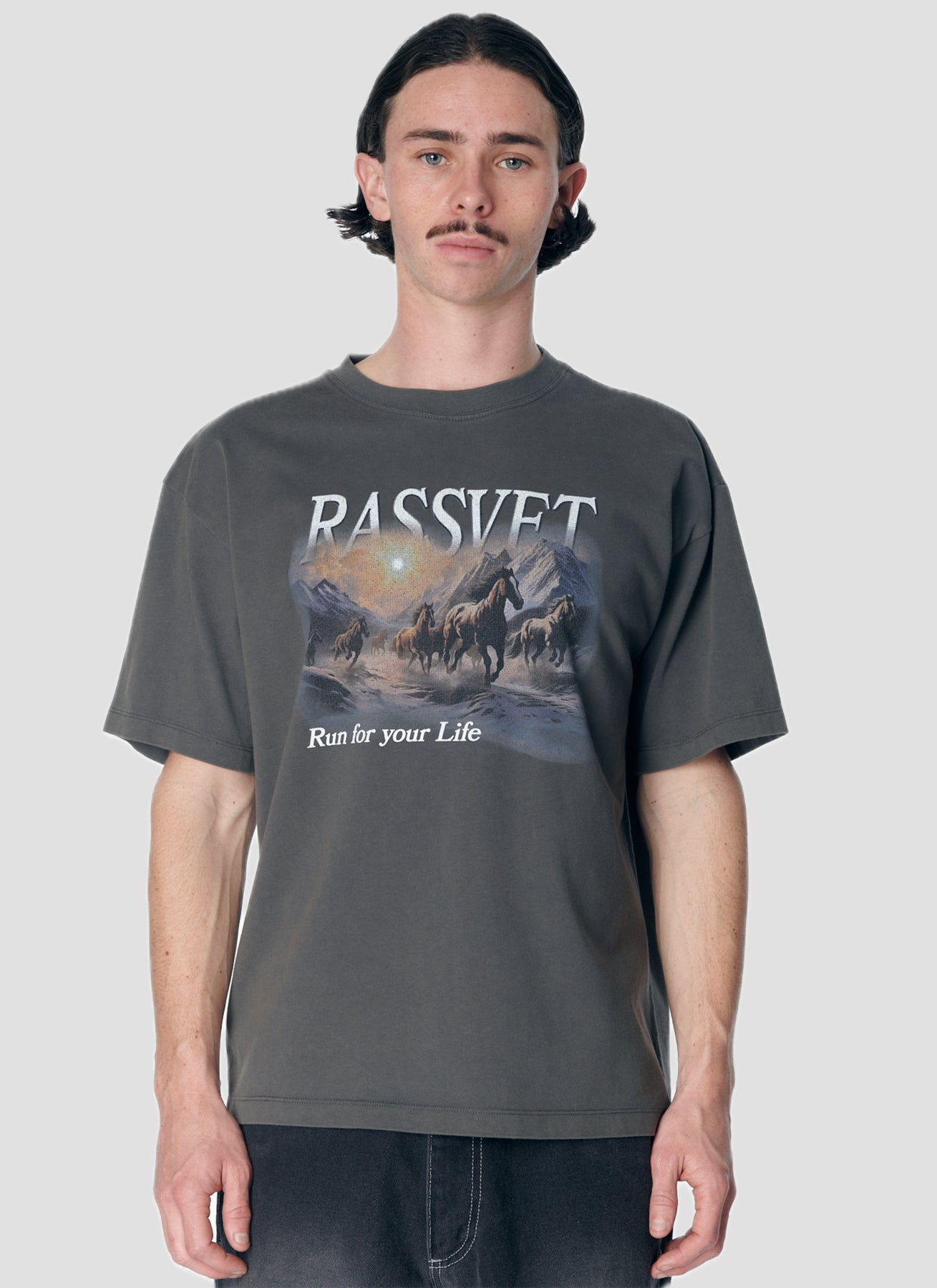 PACC17T006 ~ HORSES TEE - BLACK