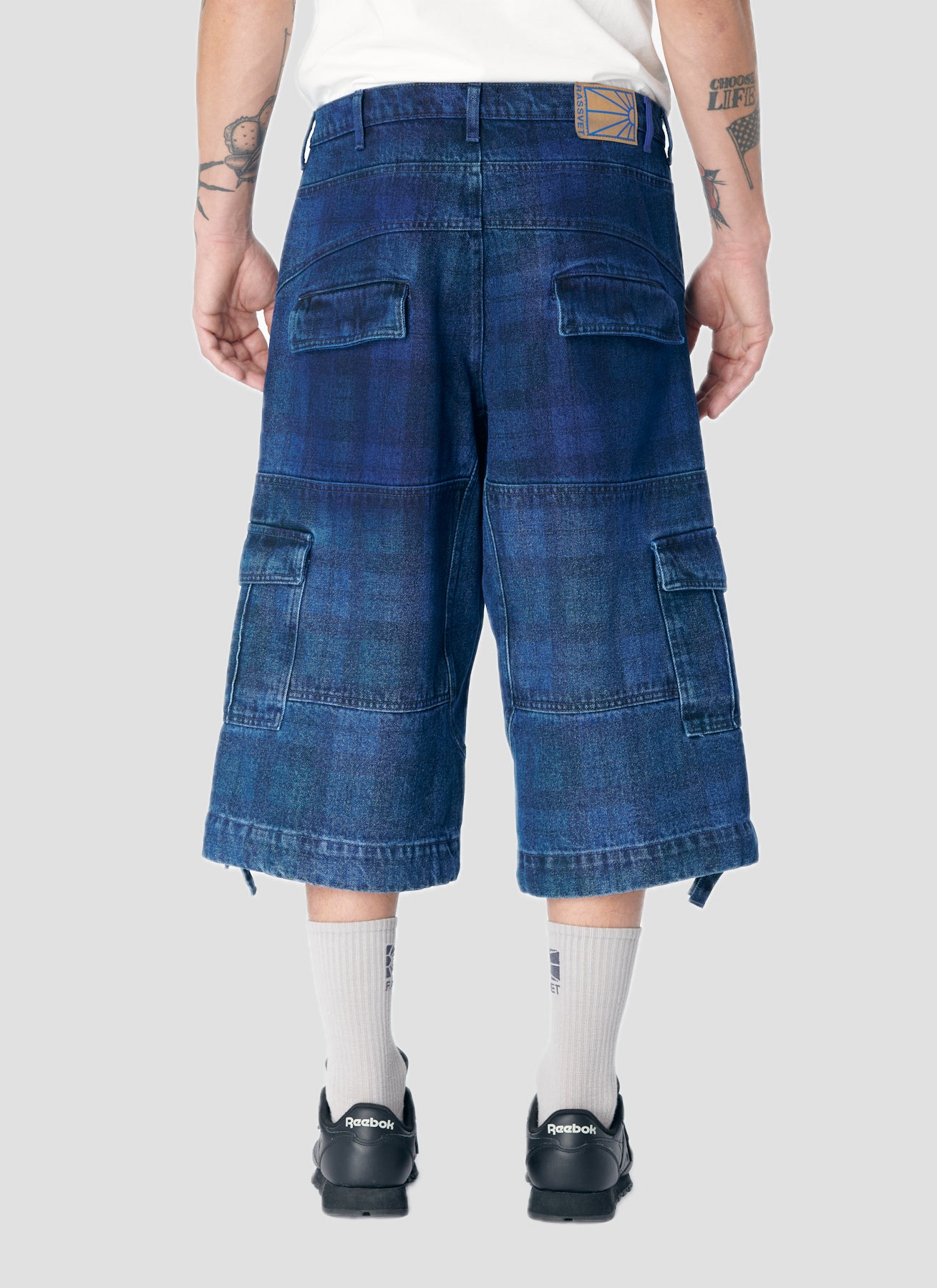 PACC17P001 ~ DENIM CARGO THREE QUARTER PANT - BLUE PLAID
