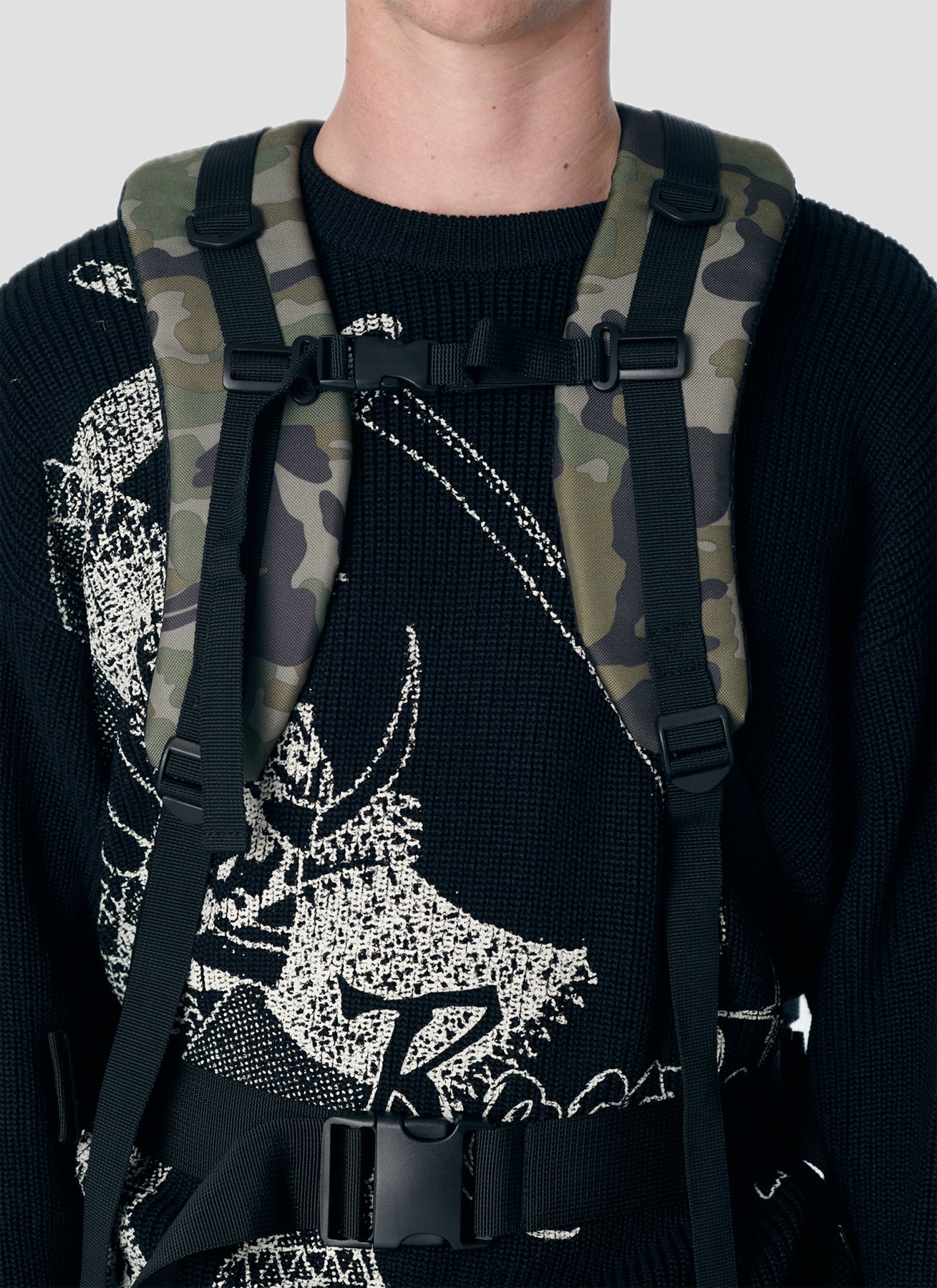 PACC17K031 ~ MILITARY BACKPACK - CAMO