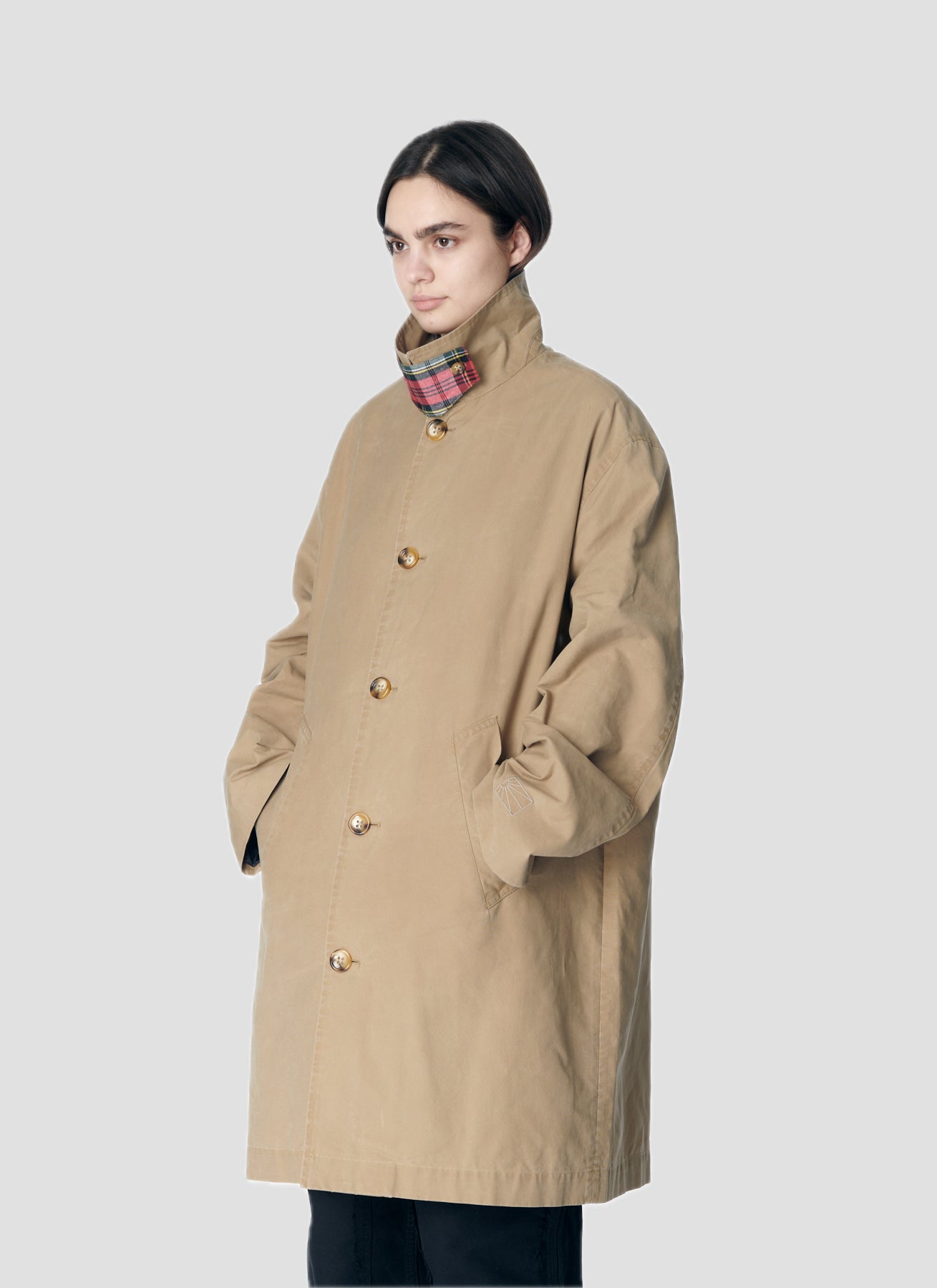 PACC17C002 ~ WAXED TRENCH COAT - BEIGE