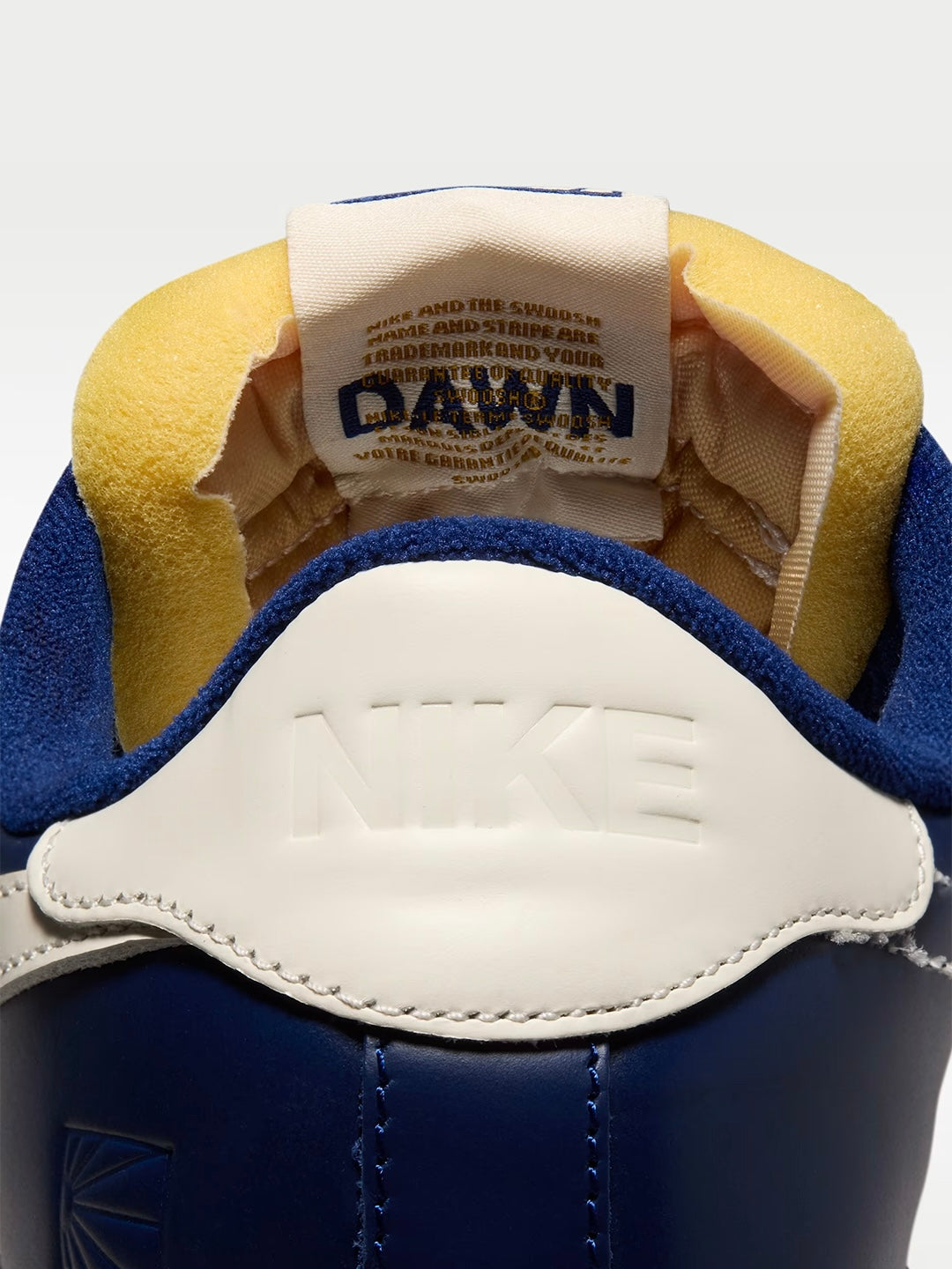 NIRW26K101-1 ~ Nike SB Zoom Tennis Classic x Rassvet BLUE VOID SAIL