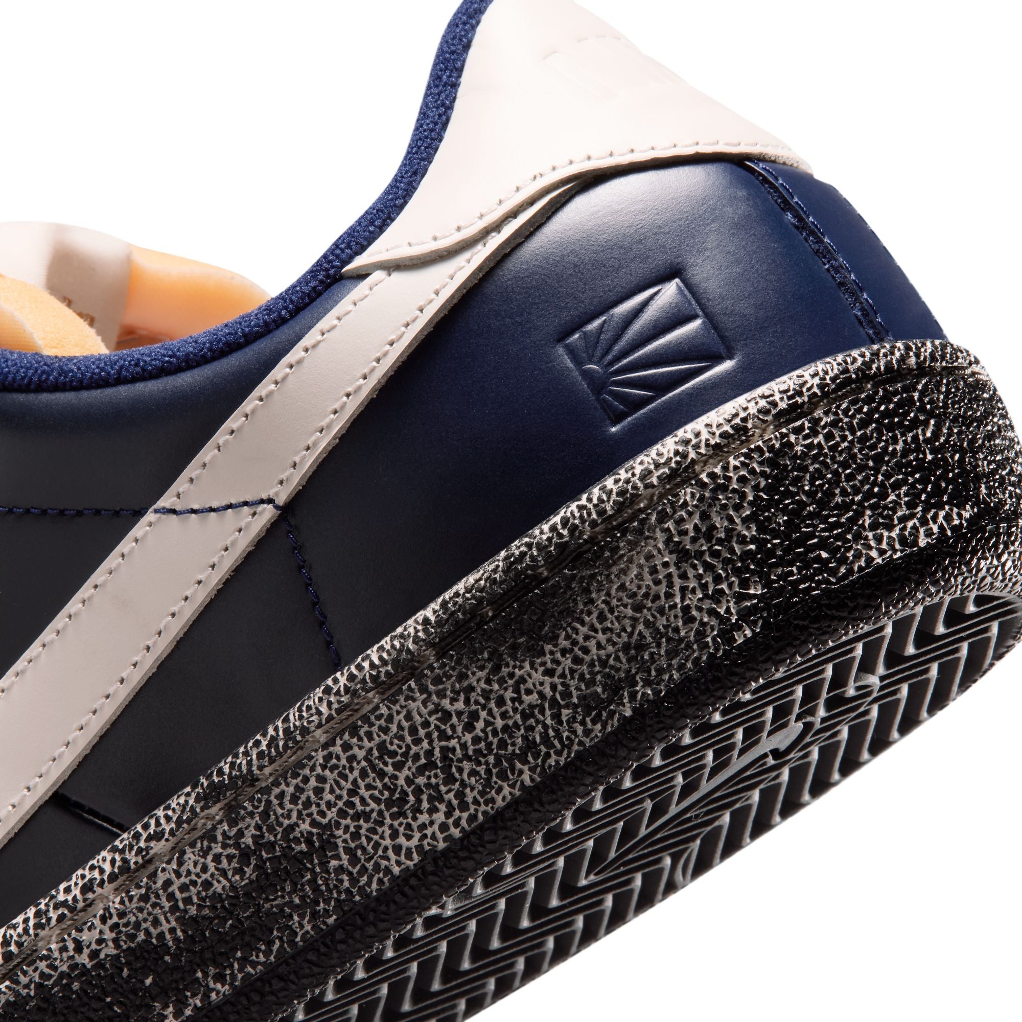 NIRW26K101-1 ~ Nike SB Zoom Tennis Classic x Rassvet BLUE VOID SAIL