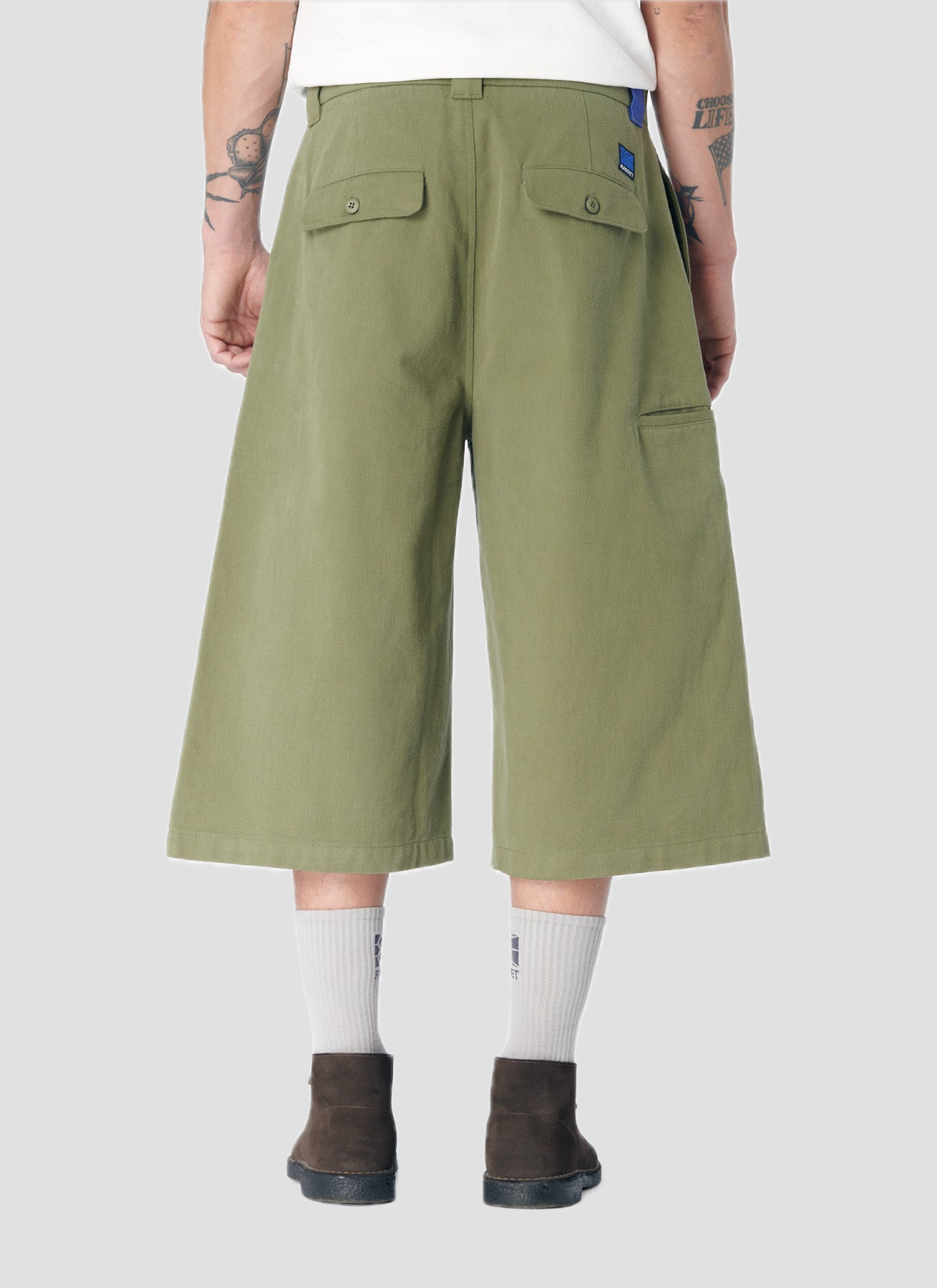 PACC17P007 ~ TWILL THREE QUARTER PANT – OLD GREEN