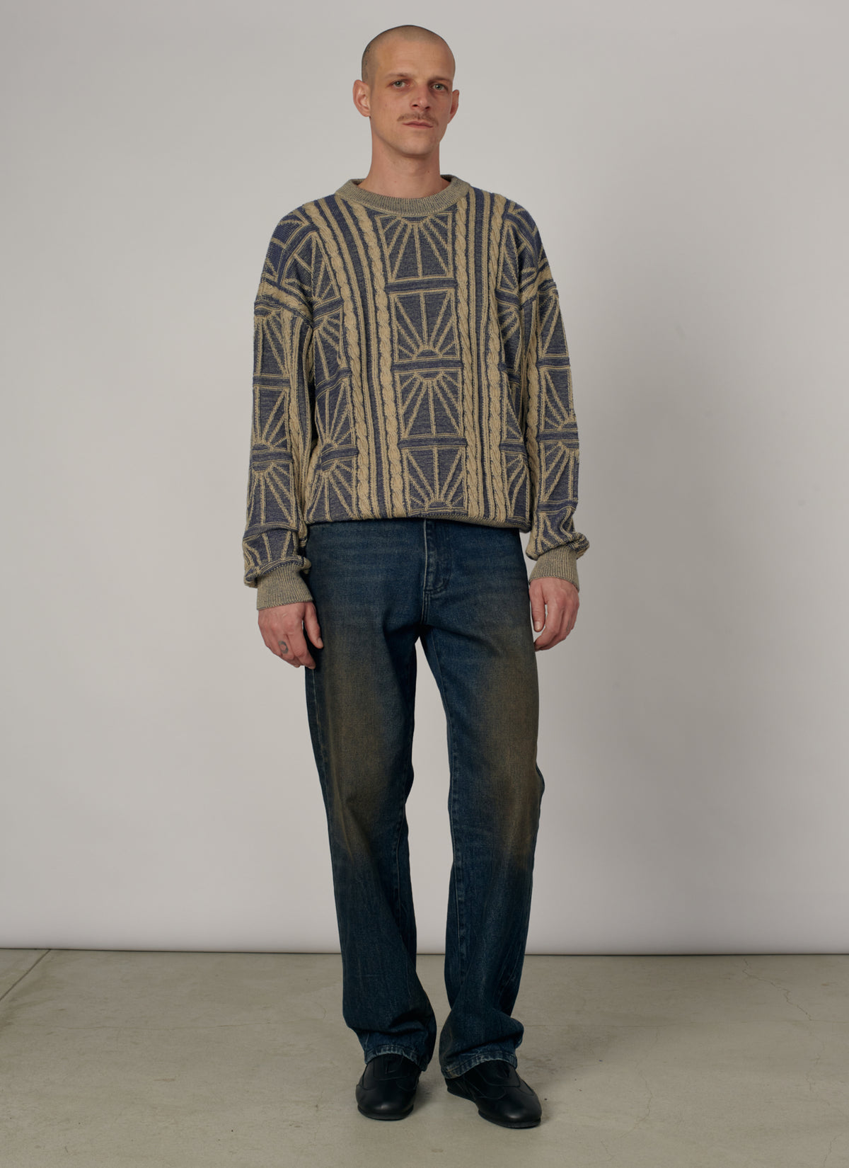 PACC19N004-1 ~ MEN ARAN CREWNECK BLUE